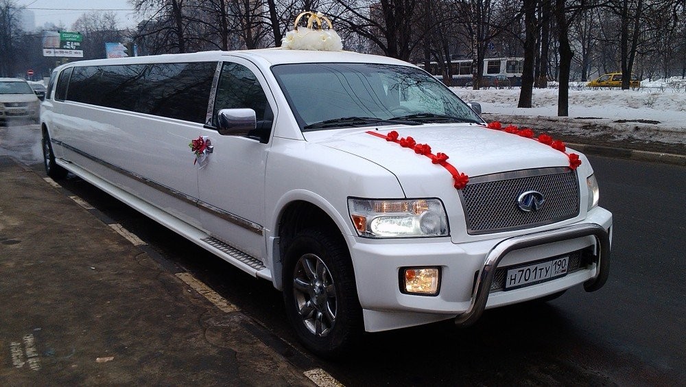 Infiniti QX56
